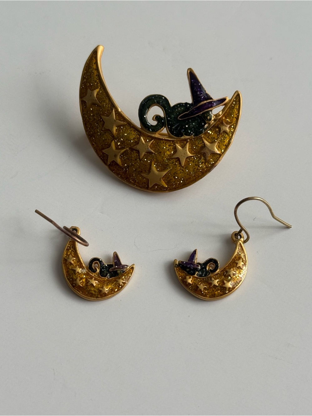 Gold Tone & Yellow Enamel Black Cat on Moon with Stars Pierced Earrings & Brooch
